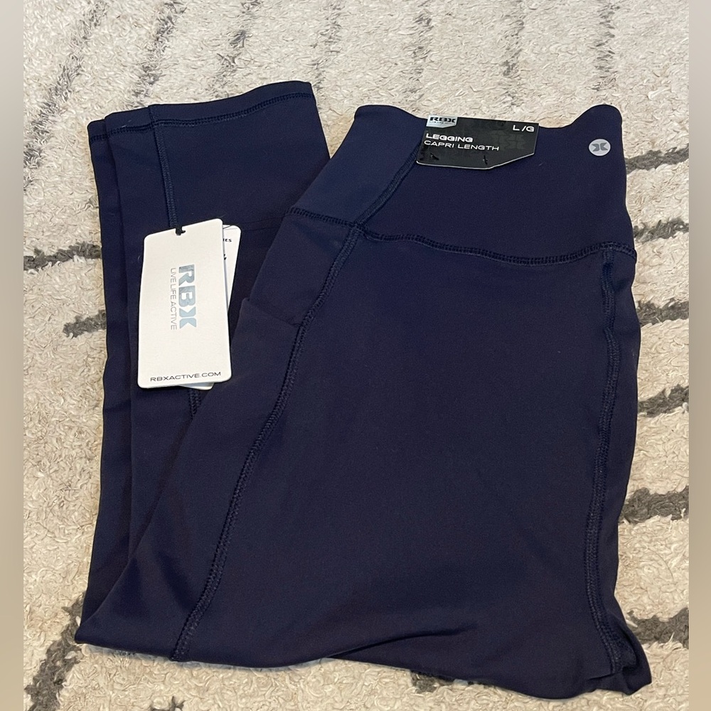 2 set of womans Large leggings